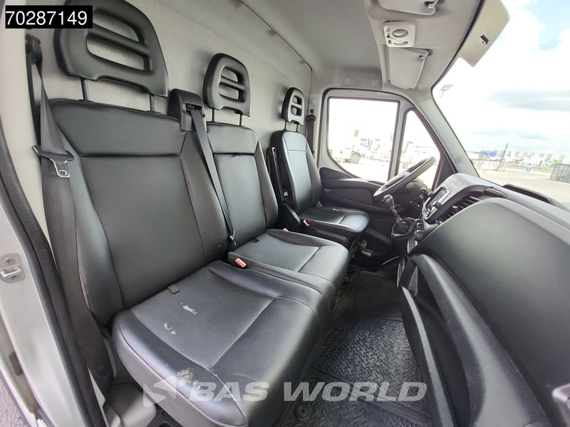 Panel van Iveco Daily 35C18 3.0L Dubbellucht L2H2 3,5t Trekhaak Navi Airco Cruise Camera Imperiaal Euro6 L2 12m3 Airco Trekhaak Cruise control: picture 14