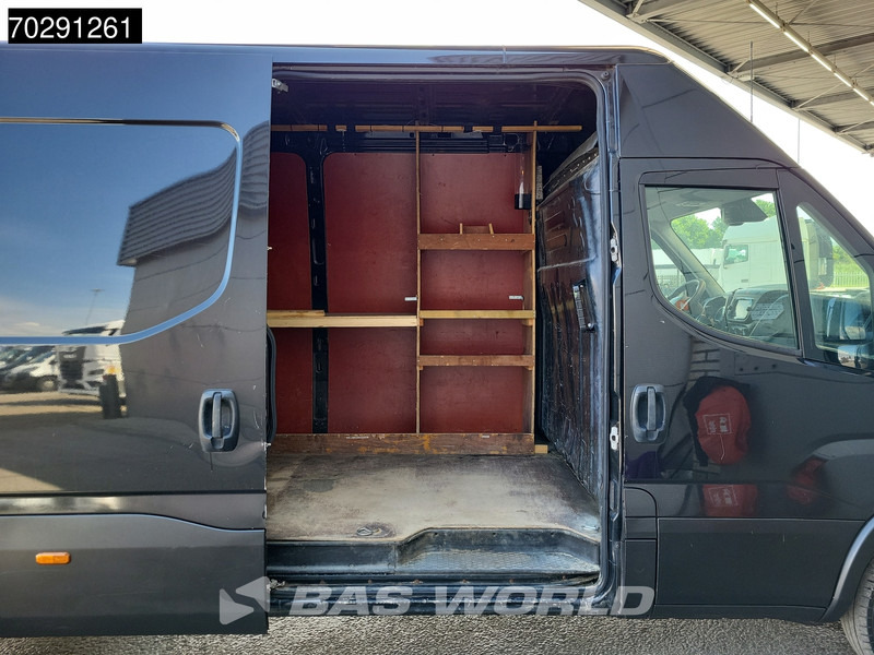 Iveco Daily 35C21 3.0L Automaat Dubbellucht L3H2 210PK 3,5t Trekhaak Navi Airco Cruise Euro6 L4H2 16m3 Airco Trekhaak Cruise control - Panel van: picture 5 Iveco Daily 35C21 3.0L Automaat Dubbellucht L3H2 210PK 3,5t Trekhaak Navi Airco Cruise Euro6 L4H2 16m3 Airco Trekhaak Cruise control - Panel van: picture 5