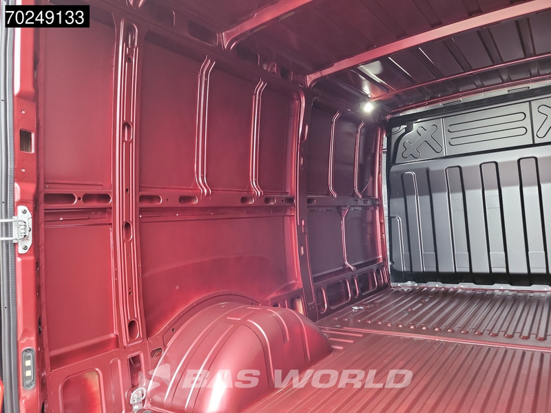 Leasing of Iveco Daily 35C21 Uniek! 3.0L Black Edition Automaat Laag Dak L2H1 3,5t Trekhaak Navi ACC Airco Camera Parkeersensoren CarPlay Euro6 L2 8m3 Iveco Daily 35C21 Uniek! 3.0L Black Edition Automaat Laag Dak L2H1 3,5t Trekhaak Navi ACC Airco Camera Parkeersensoren CarPlay Euro6 L2 8m3: picture 9