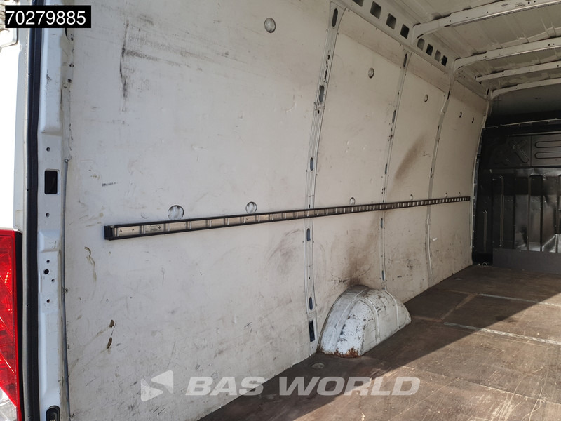 Iveco Daily 35S13 L3H2 3500KG Trekgewicht Airco Euro5 L4H2 16m3 Airco - Panel van: picture 3 Iveco Daily 35S13 L3H2 3500KG Trekgewicht Airco Euro5 L4H2 16m3 Airco - Panel van: picture 3