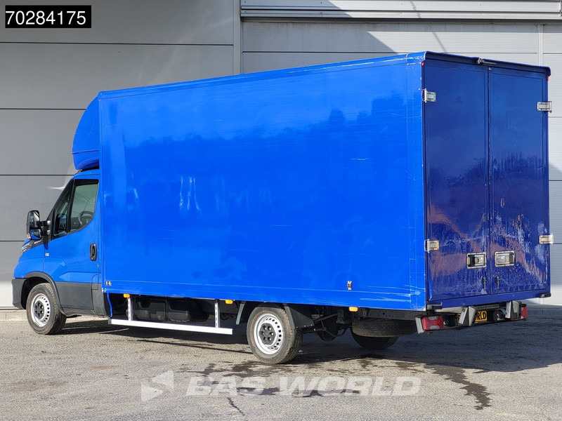 Iveco Daily 35S14 Automaat 488cm lang Bakwagen Achterdeuren Airco Cruise Camera Euro6 Meubelbak Koffer 23m3 Airco Cruise control - Box van: picture 2 Iveco Daily 35S14 Automaat 488cm lang Bakwagen Achterdeuren Airco Cruise Camera Euro6 Meubelbak Koffer 23m3 Airco Cruise control - Box van: picture 2