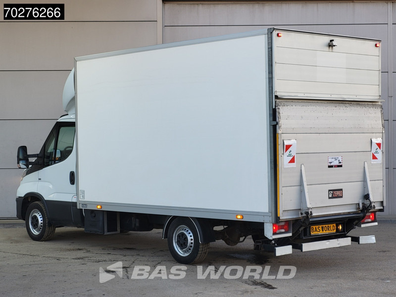 Iveco Daily 35S14 Automaat Laadklep Zijdeur Bakwagen 140PK Airco Cruise Camera Euro6 Meubelbak Koffer Airco Cruise control - Box van: picture 2 Iveco Daily 35S14 Automaat Laadklep Zijdeur Bakwagen 140PK Airco Cruise Camera Euro6 Meubelbak Koffer Airco Cruise control - Box van: picture 2