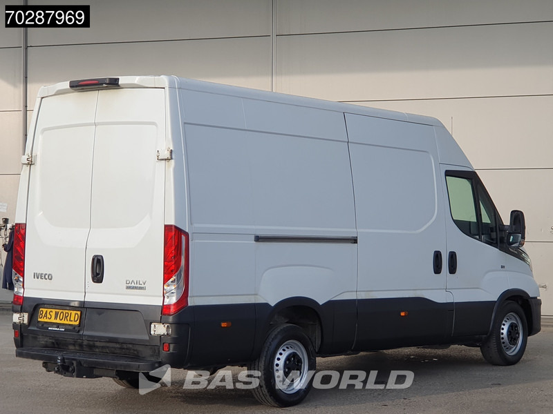 Iveco Daily 35S18 3.0L Automaat L2H2 3,5t Trekhaak 180PK LED Navi Airco Cruise Camera Euro6 L2 12m3 Airco Trekhaak Cruise control - Panel van: picture 3 Iveco Daily 35S18 3.0L Automaat L2H2 3,5t Trekhaak 180PK LED Navi Airco Cruise Camera Euro6 L2 12m3 Airco Trekhaak Cruise control - Panel van: picture 3