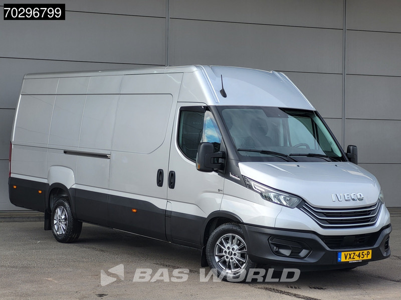 Iveco Daily 35S18 3.0L Automaat L3H2 3,5t Trekhaak 180PK LED ACC Navi Camera APK 08-2026 Euro6 L4H2 Airco Trekhaak - Panel van: picture 3 Iveco Daily 35S18 3.0L Automaat L3H2 3,5t Trekhaak 180PK LED ACC Navi Camera APK 08-2026 Euro6 L4H2 Airco Trekhaak - Panel van: picture 3