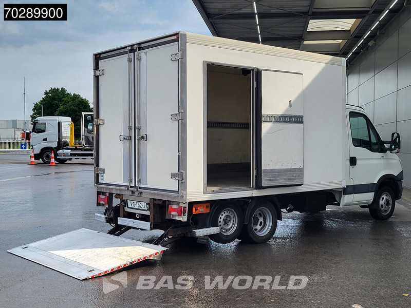 Iveco Daily 40C15 BE-Combi 75Plus Koelwagen Laadklep Carrier Xarios 350 Zijdeur Achterdeuren Airco Cruise Camera Koel Koeler Kühl Kühler Küh - Refrigerated van: picture 3 Iveco Daily 40C15 BE-Combi 75Plus Koelwagen Laadklep Carrier Xarios 350 Zijdeur Achterdeuren Airco Cruise Camera Koel Koeler Kühl Kühler Küh - Refrigerated van: picture 3