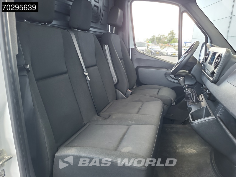 Small van Mercedes-Benz Sprinter 311 CDI L2H2 Airco Cruise MBUX CarPlay Euro6 L2 12m3 Airco Cruise control: picture 9 Small van Mercedes-Benz Sprinter 311 CDI L2H2 Airco Cruise MBUX CarPlay Euro6 L2 12m3 Airco Cruise control: picture 9