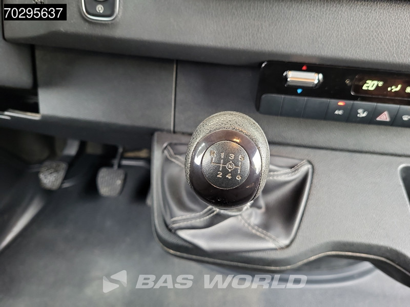 Small van Mercedes-Benz Sprinter 311 CDI L2H2 Airco Cruise MBUX CarPlay Imperiaal Euro6 L2 12m3 Airco Cruise control: picture 14 Small van Mercedes-Benz Sprinter 311 CDI L2H2 Airco Cruise MBUX CarPlay Imperiaal Euro6 L2 12m3 Airco Cruise control: picture 14