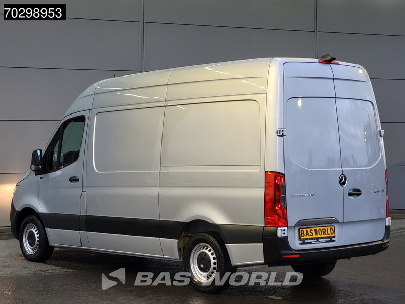 Mercedes-Benz Sprinter 315 CDI Automaat L2H2 150PK Airco Camera Parkeersensoren MBUX CarPlay Euro6 L2 12m3 Airco - Small van: picture 2 Mercedes-Benz Sprinter 315 CDI Automaat L2H2 150PK Airco Camera Parkeersensoren MBUX CarPlay Euro6 L2 12m3 Airco - Small van: picture 2