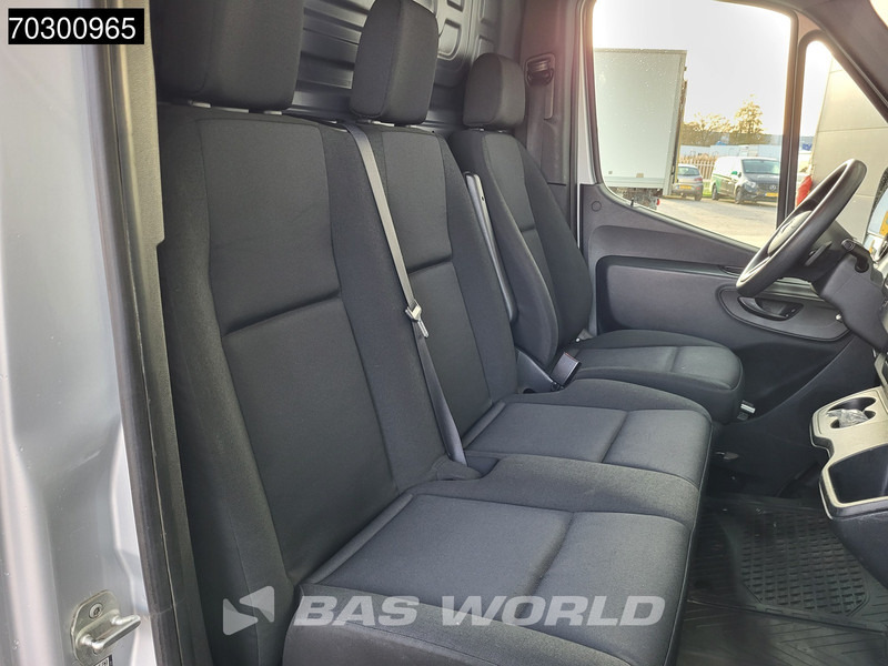 Small van Mercedes-Benz Sprinter 315 CDI Automaat L2H2 150PK Airco Camera Parkeersensoren MBUX CarPlay Euro6 L2 Airco: picture 13