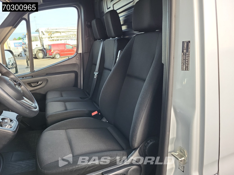 Small van Mercedes-Benz Sprinter 315 CDI Automaat L2H2 150PK Airco Camera Parkeersensoren MBUX CarPlay Euro6 L2 Airco: picture 12