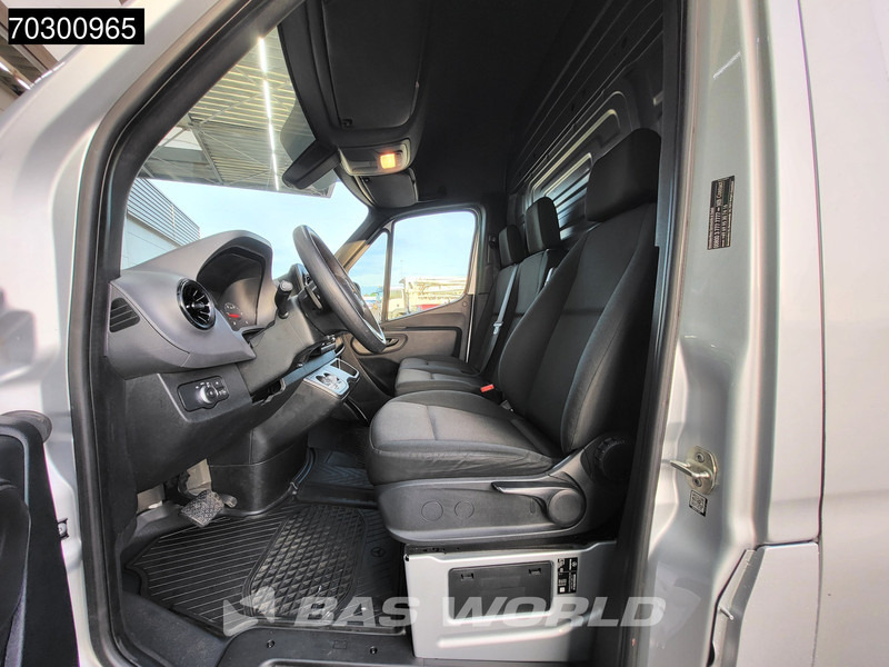 Small van Mercedes-Benz Sprinter 315 CDI Automaat L2H2 150PK Airco Camera Parkeersensoren MBUX CarPlay Euro6 L2 Airco: picture 11