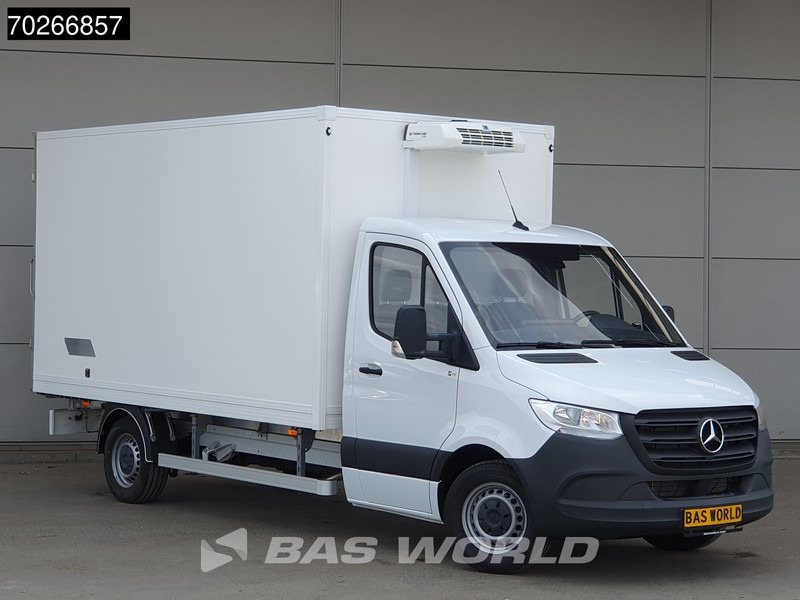 Refrigerated van Mercedes-Benz Sprinter 315 CDI Koelwagen Achterdeuren Thermo King C-250 Airco MBUX Koel Koeler Kühl Kühler Kühlwagen Kühlkoffer 17m3 Airco Cruise contr: picture 7 Refrigerated van Mercedes-Benz Sprinter 315 CDI Koelwagen Achterdeuren Thermo King C-250 Airco MBUX Koel Koeler Kühl Kühler Kühlwagen Kühlkoffer 17m3 Airco Cruise contr: picture 7