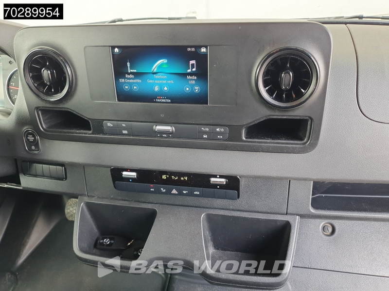Mercedes-Benz Sprinter 316 CDI COMING SOON! Laadklep Bakwagen Airco Camera MBUX CarPlay Euro6 Meubelbak Koffer 19m3 Airco Cruise control - Box van: picture 3 Mercedes-Benz Sprinter 316 CDI COMING SOON! Laadklep Bakwagen Airco Camera MBUX CarPlay Euro6 Meubelbak Koffer 19m3 Airco Cruise control - Box van: picture 3