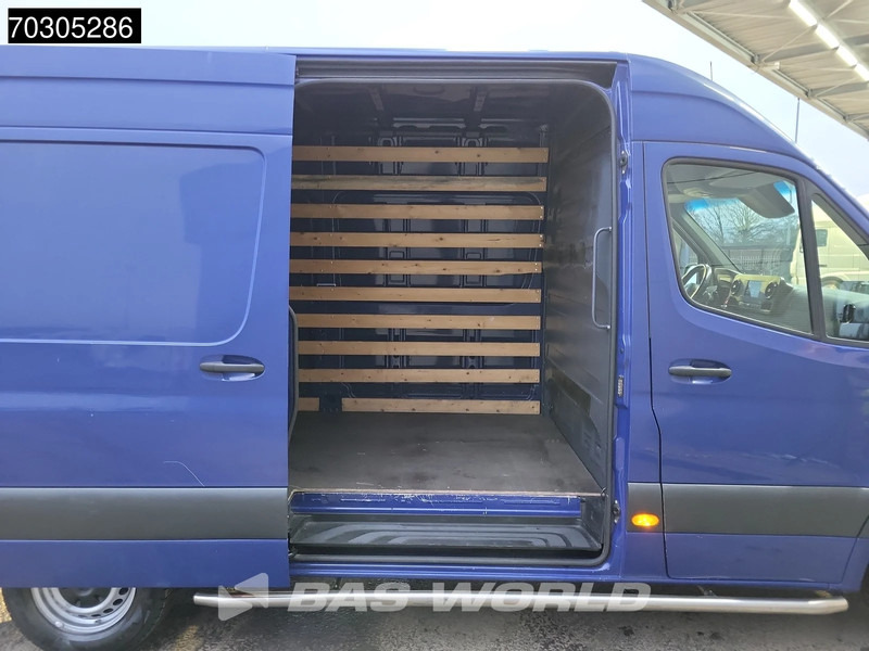 Panel van Mercedes-Benz Sprinter 316 CDI D'Hollandia Laadklep Automaat L2H2 Navi Airco Cruise Camera MBUX CarPlay APK 02-2026 Euro6 L2 Airco Cruise control: picture 7 Panel van Mercedes-Benz Sprinter 316 CDI D'Hollandia Laadklep Automaat L2H2 Navi Airco Cruise Camera MBUX CarPlay APK 02-2026 Euro6 L2 Airco Cruise control: picture 7