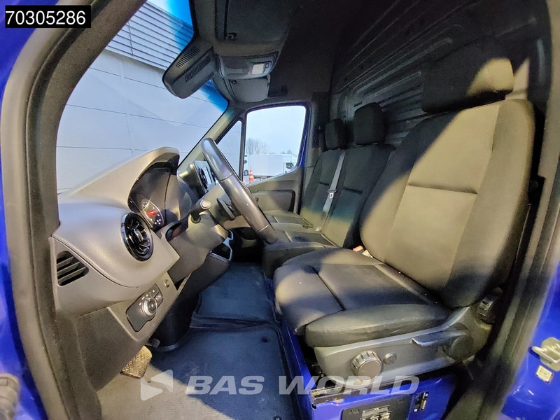 Panel van Mercedes-Benz Sprinter 316 CDI D'Hollandia Laadklep Automaat L2H2 Navi Airco Cruise Camera MBUX CarPlay APK 02-2026 Euro6 L2 Airco Cruise control: picture 11 Panel van Mercedes-Benz Sprinter 316 CDI D'Hollandia Laadklep Automaat L2H2 Navi Airco Cruise Camera MBUX CarPlay APK 02-2026 Euro6 L2 Airco Cruise control: picture 11