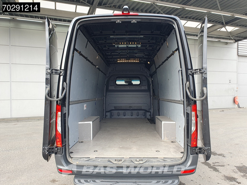 Mercedes-Benz Sprinter 317 CDI Automaat L3H2 Airco Camera Parkeersensoren MBUX CarPlay Euro6 L3 15m3 Airco - Panel van: picture 3 Mercedes-Benz Sprinter 317 CDI Automaat L3H2 Airco Camera Parkeersensoren MBUX CarPlay Euro6 L3 15m3 Airco - Panel van: picture 3