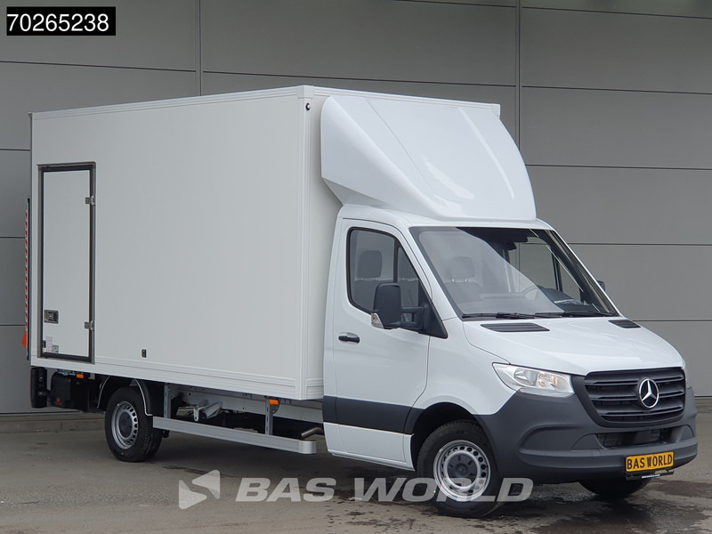 Mercedes-Benz Sprinter 317 CDI Automaat Laadklep Zijdeur Bakwagen Navi Airco Cruise MBUX Euro6 Meubelbak Koffer 21m3 Airco Cruise control - Box van: picture 5 Mercedes-Benz Sprinter 317 CDI Automaat Laadklep Zijdeur Bakwagen Navi Airco Cruise MBUX Euro6 Meubelbak Koffer 21m3 Airco Cruise control - Box van: picture 5