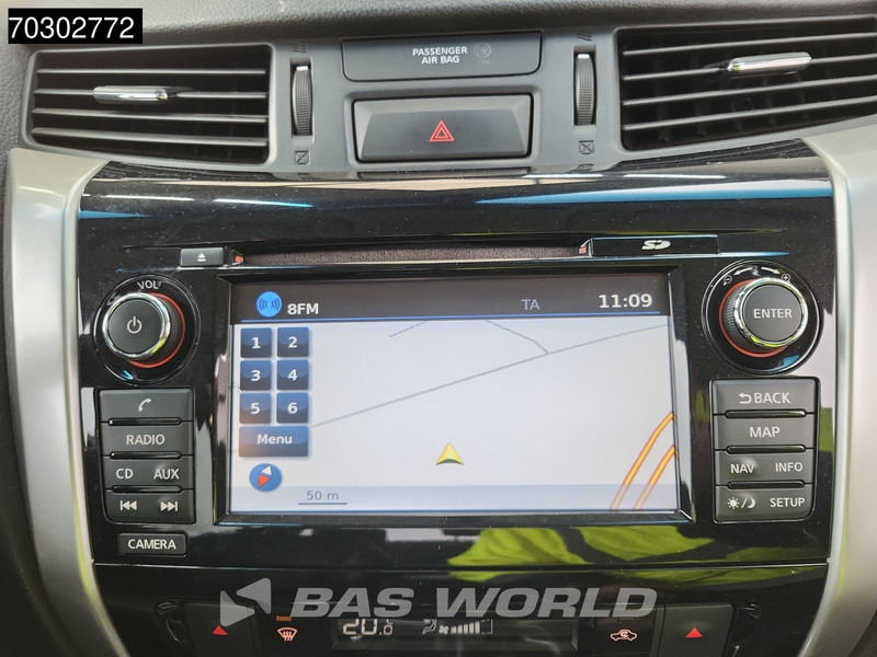 Pickup truck Nissan NP300 2.3 Automaat Double Cab Trekhaak LED Airco Cruise Camera Parkeersensoren Pickup Airco Trekhaak Cruise control: picture 15 Pickup truck Nissan NP300 2.3 Automaat Double Cab Trekhaak LED Airco Cruise Camera Parkeersensoren Pickup Airco Trekhaak Cruise control: picture 15