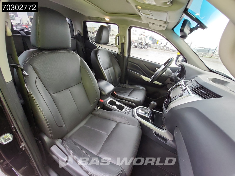 Pickup truck Nissan NP300 2.3 Automaat Double Cab Trekhaak LED Airco Cruise Camera Parkeersensoren Pickup Airco Trekhaak Cruise control: picture 11 Pickup truck Nissan NP300 2.3 Automaat Double Cab Trekhaak LED Airco Cruise Camera Parkeersensoren Pickup Airco Trekhaak Cruise control: picture 11