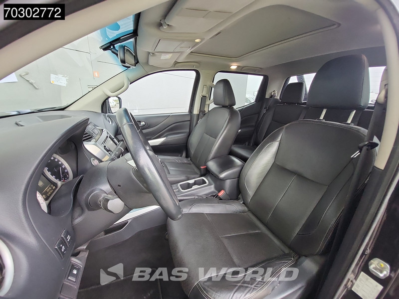 Pickup truck Nissan NP300 2.3 Automaat Double Cab Trekhaak LED Airco Cruise Camera Parkeersensoren Pickup Airco Trekhaak Cruise control: picture 12 Pickup truck Nissan NP300 2.3 Automaat Double Cab Trekhaak LED Airco Cruise Camera Parkeersensoren Pickup Airco Trekhaak Cruise control: picture 12