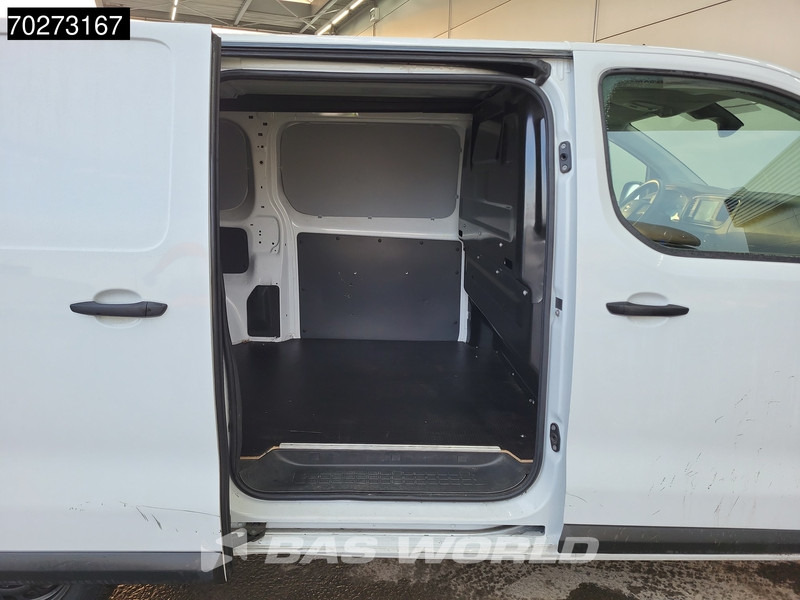 Opel Vivaro 145pk L3H1 Navi Cruise Camera Parkeersensoren Airco L3 5m3 Airco Cruise control - Small van: picture 2 Opel Vivaro 145pk L3H1 Navi Cruise Camera Parkeersensoren Airco L3 5m3 Airco Cruise control - Small van: picture 2