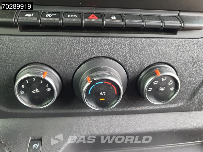 Refrigerated van Renault Master 145PK Hoog Dak L4H3 LED Navi Airco Cruise Parkeersensoren Euro6 L4 16m3 Airco Cruise control: picture 17