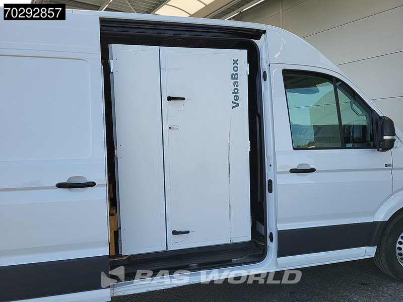 Volkswagen Crafter 140pk L3H3 Veba Box Navi Airco Cruise Parkeersensoren Euro6 APK 08-2026 L2H2 12m3 Airco Cruise control - Panel van: picture 3 Volkswagen Crafter 140pk L3H3 Veba Box Navi Airco Cruise Parkeersensoren Euro6 APK 08-2026 L2H2 12m3 Airco Cruise control - Panel van: picture 3
