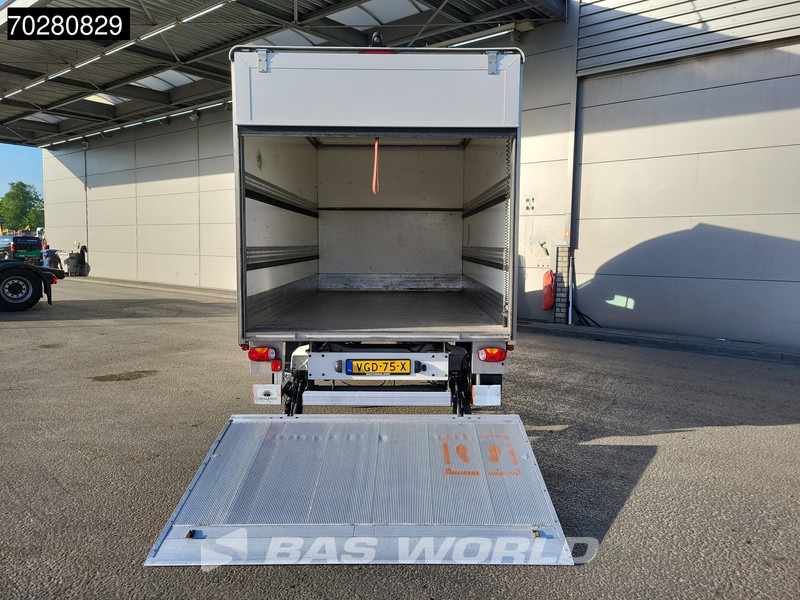 Volkswagen Crafter 140pk Laadklep Automaat Airco Cruise Euro6 Koffer Meubelbak 20m3 Airco Cruise control - Box van: picture 3 Volkswagen Crafter 140pk Laadklep Automaat Airco Cruise Euro6 Koffer Meubelbak 20m3 Airco Cruise control - Box van: picture 3