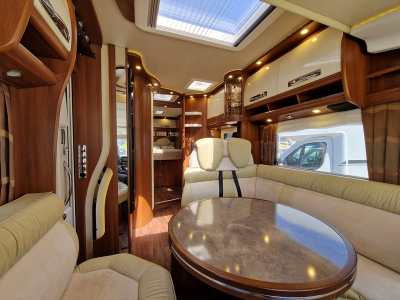 Integrated motorhome Carthago E-Line 51 QB: picture 7