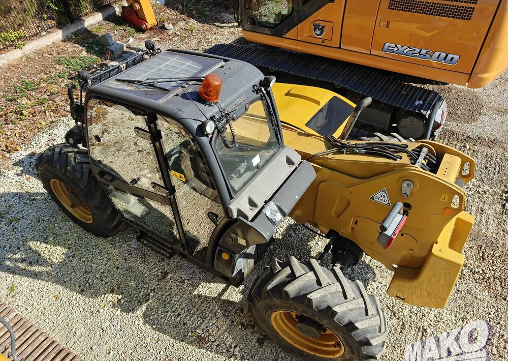 Caterpillar TH407 - Telescopic handler: picture 2 Caterpillar TH407 - Telescopic handler: picture 2