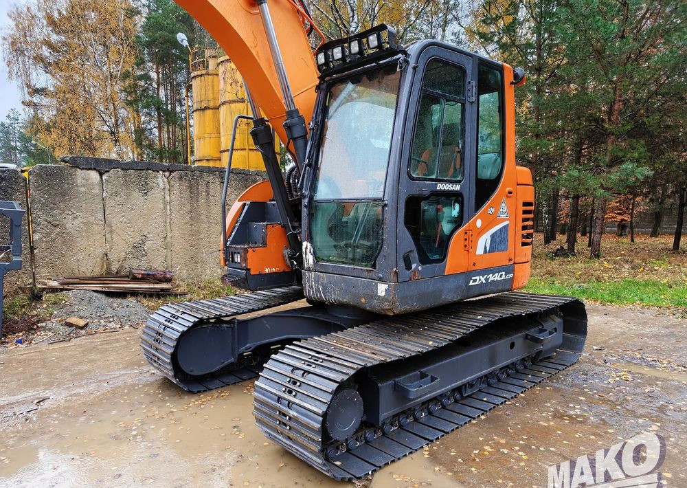 Crawler excavator Doosan DX140LCR-5: picture 12