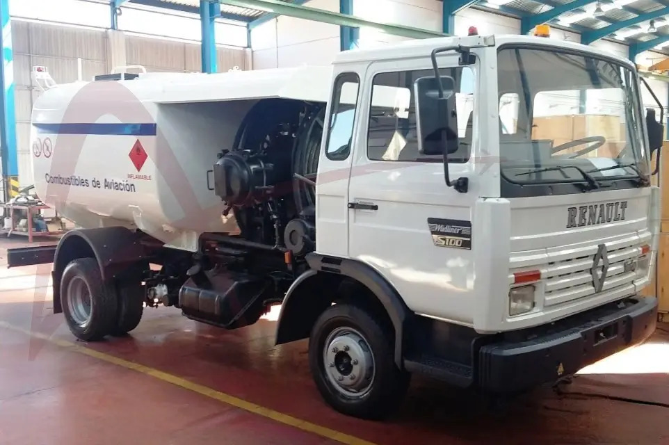 AVGAS B-100 - Tank truck: picture 2 AVGAS B-100 - Tank truck: picture 2
