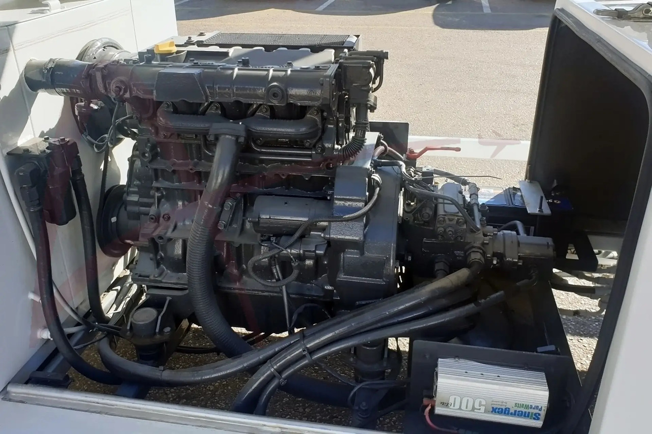 EINSA EDU-WIDE - Passenger stairs: picture 4 EINSA EDU-WIDE - Passenger stairs: picture 4