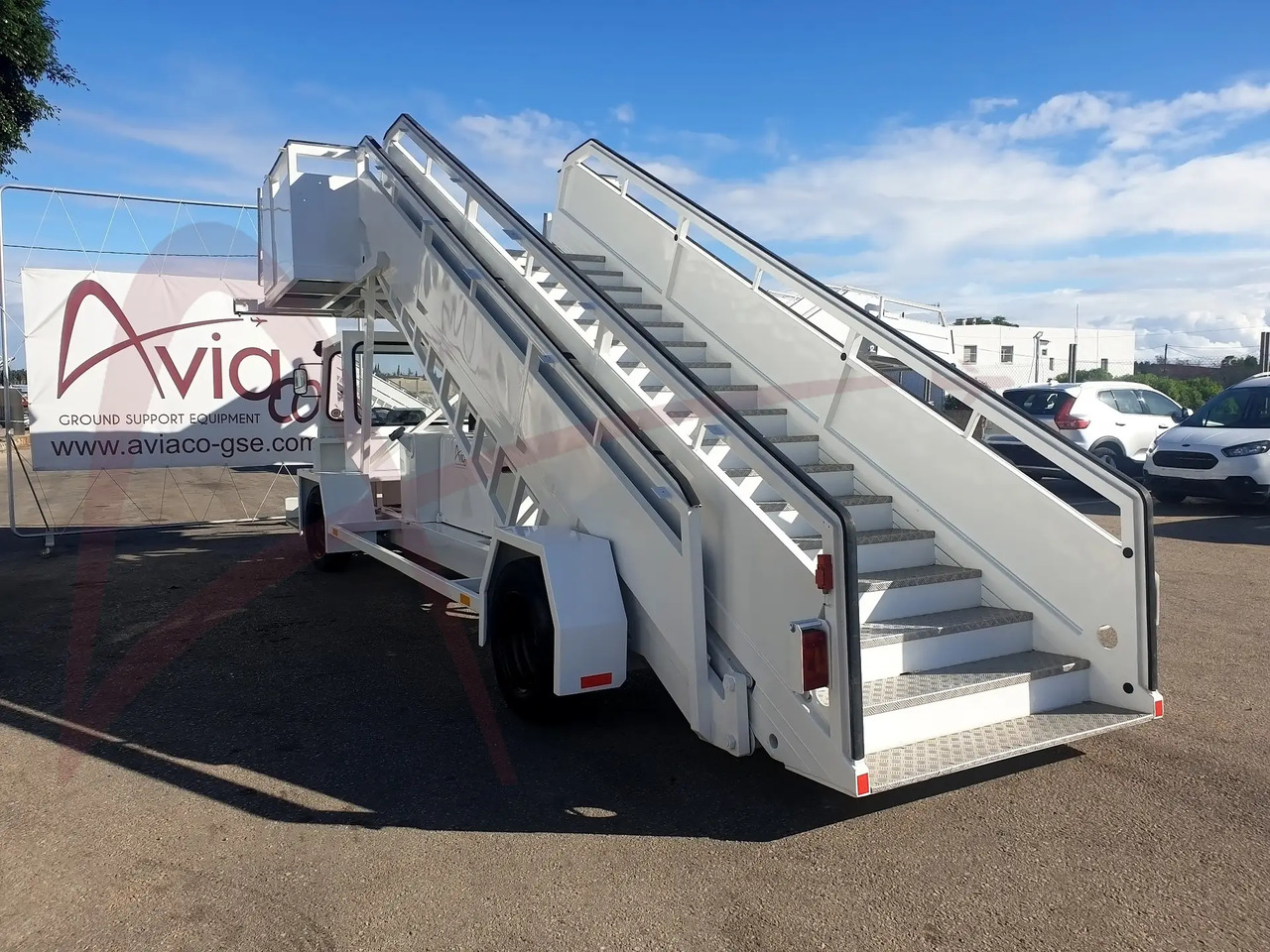 EINSA EDU-WIDE - Passenger stairs: picture 3 EINSA EDU-WIDE - Passenger stairs: picture 3