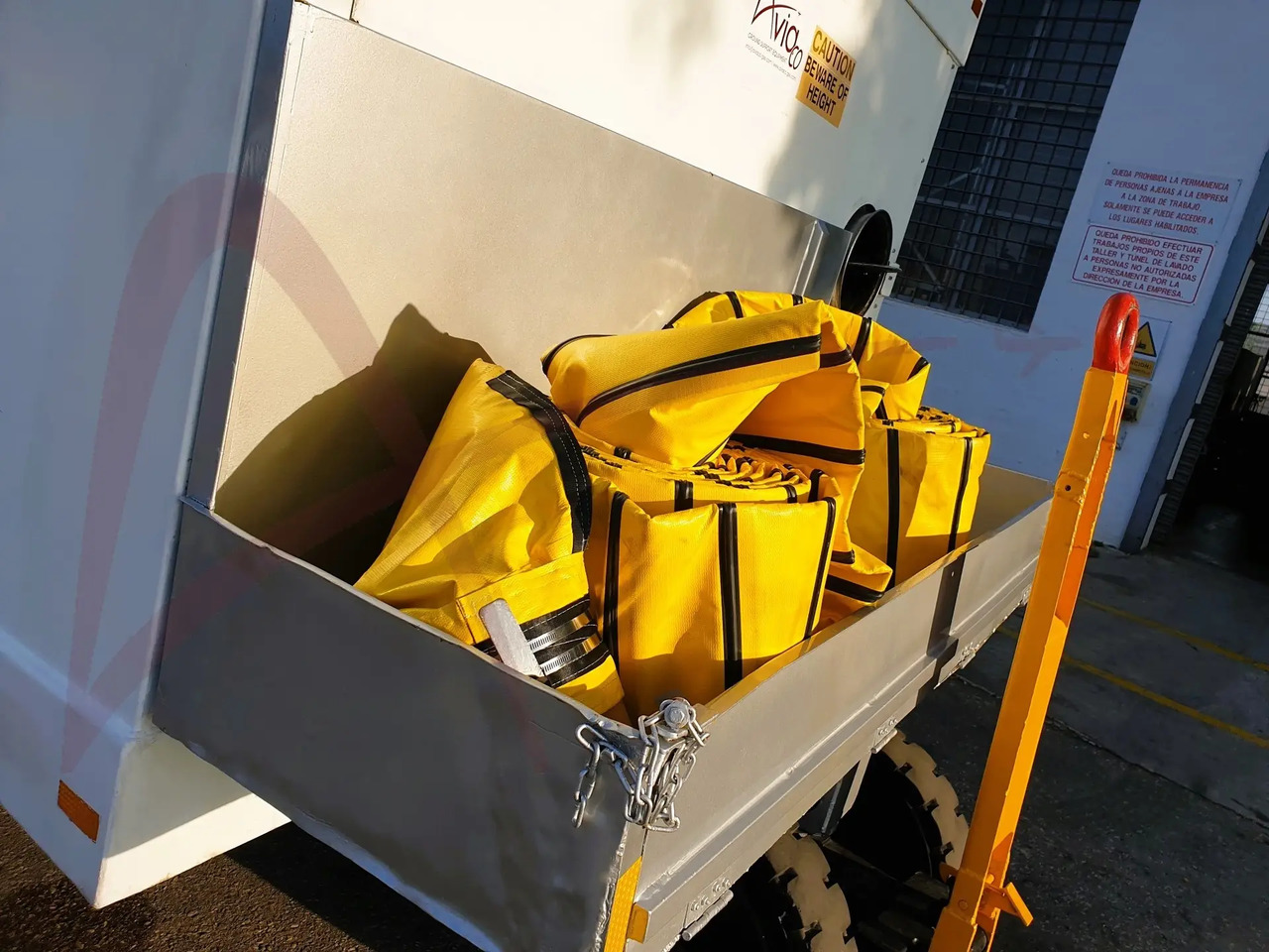 TLD ACU-808-DUP - Ground support equipment: picture 4 TLD ACU-808-DUP - Ground support equipment: picture 4