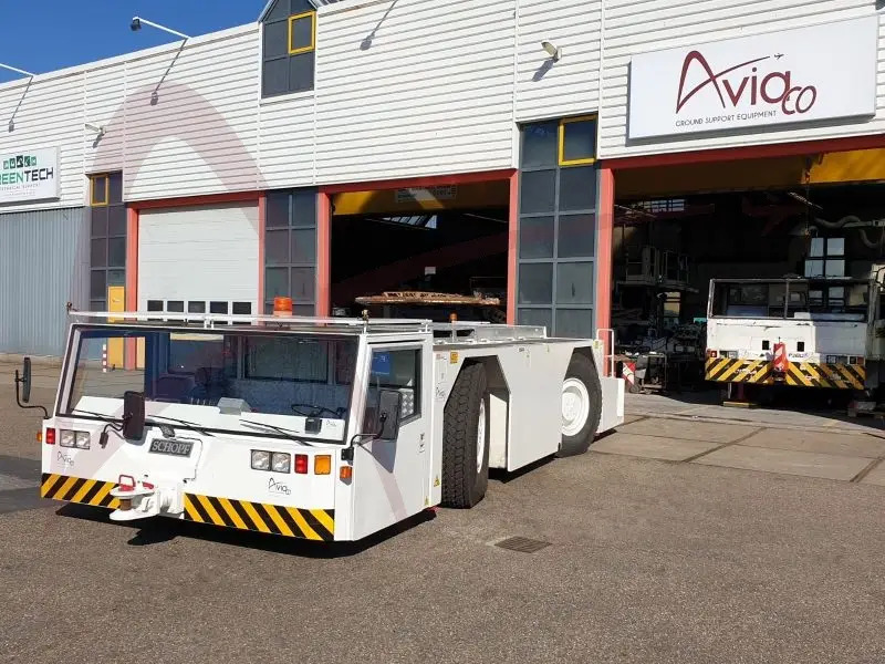 SCHOPF F396C - Pushback tractor: picture 2 SCHOPF F396C - Pushback tractor: picture 2