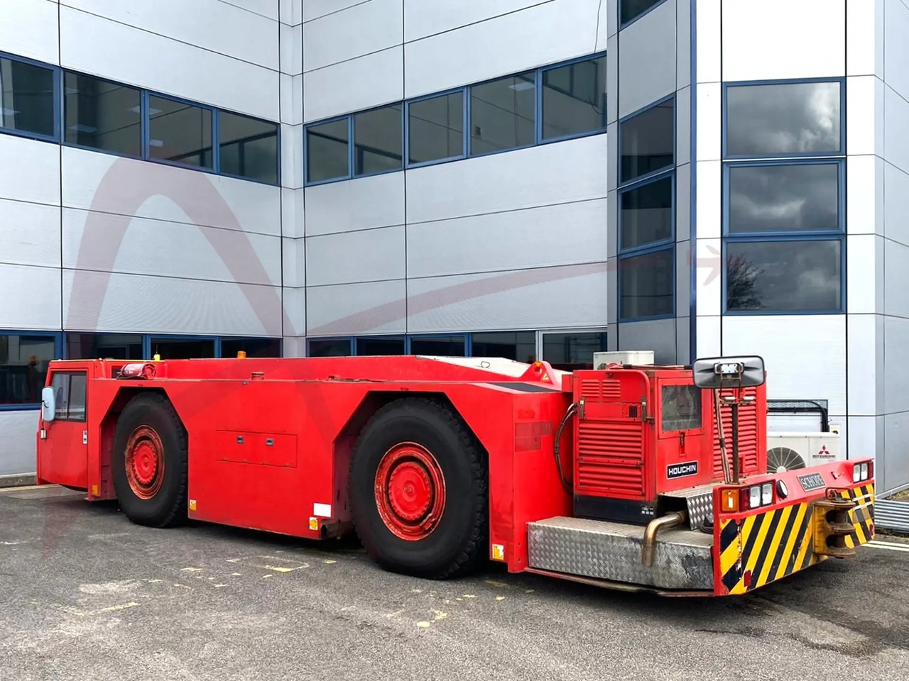 SCHOPF F396P - Pushback tractor: picture 2 SCHOPF F396P - Pushback tractor: picture 2