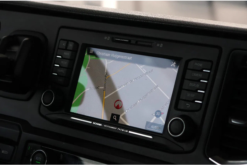 Scania S450 NGS RETARDER/ 2X TANK/ ACC/ PARK CLIMA/ DIFF LOCK - Tractor unit: picture 4 Scania S450 NGS RETARDER/ 2X TANK/ ACC/ PARK CLIMA/ DIFF LOCK - Tractor unit: picture 4