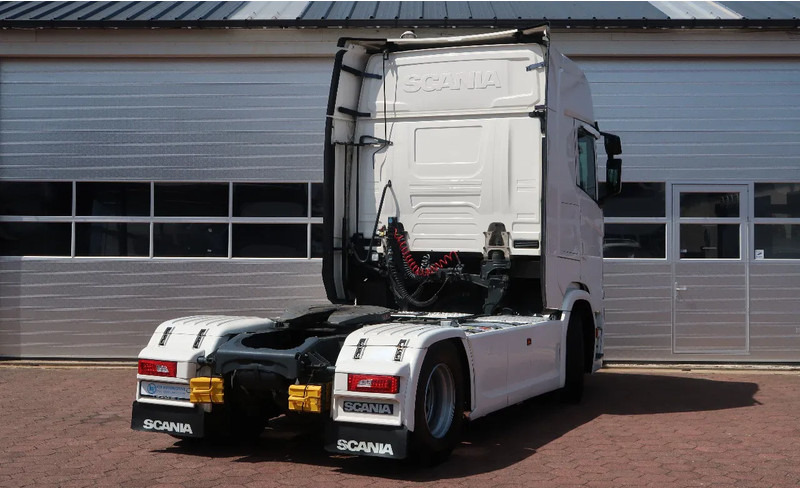 Scania S450 NGS RETARDER/ 2X TANK/ ACC/ PARK CLIMA/ DIFF LOCK - Tractor unit: picture 4 Scania S450 NGS RETARDER/ 2X TANK/ ACC/ PARK CLIMA/ DIFF LOCK - Tractor unit: picture 4