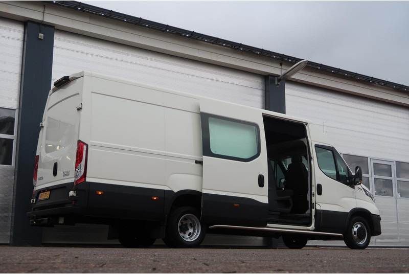 Iveco Daily 35C18H 3.0 DC AUT/ CAMERA/ LED/ CRUISE/ CLIMA/ TREKHAAK - Van, Combi van: picture 4 Iveco Daily 35C18H 3.0 DC AUT/ CAMERA/ LED/ CRUISE/ CLIMA/ TREKHAAK - Van, Combi van: picture 4