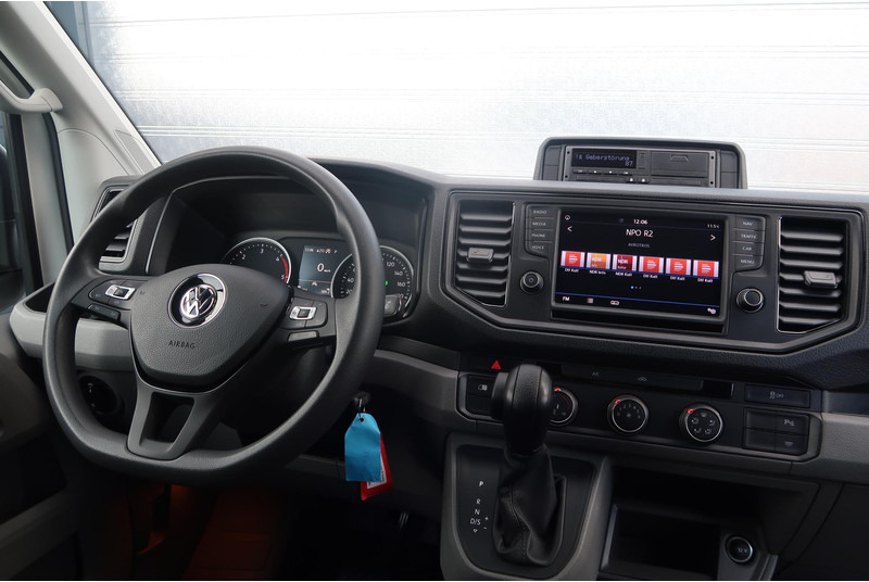Volkswagen Crafter 50 2.0 TDI DL L3H2 3.5 T/ LED/ CAMERA/ NAVI/ CRUISE/ CLIMA/ DUBBEL LUCHT - Panel van: picture 5 Volkswagen Crafter 50 2.0 TDI DL L3H2 3.5 T/ LED/ CAMERA/ NAVI/ CRUISE/ CLIMA/ DUBBEL LUCHT - Panel van: picture 5