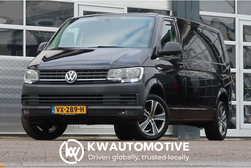 Volkswagen Transporter 2.0 TDI L2H1 AUT/ 1E EIG/ NAVI/ CRUISE/ AIRCO/ TREKHAAK - Small van: picture 1 Volkswagen Transporter 2.0 TDI L2H1 AUT/ 1E EIG/ NAVI/ CRUISE/ AIRCO/ TREKHAAK - Small van: picture 1