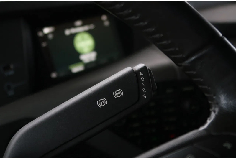 Volvo FH 500 VDL HOOKLIFT 25T/ FULL AIR/ NL-TRUCK/ LIFT - Cable system truck: picture 4 Volvo FH 500 VDL HOOKLIFT 25T/ FULL AIR/ NL-TRUCK/ LIFT - Cable system truck: picture 4