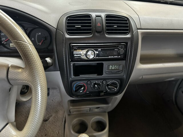 MAZDA Demio 1.4i Sportive 2. Hand Mazda-Scheckheft... - Car: picture 2 MAZDA Demio 1.4i Sportive 2. Hand Mazda-Scheckheft... - Car: picture 2