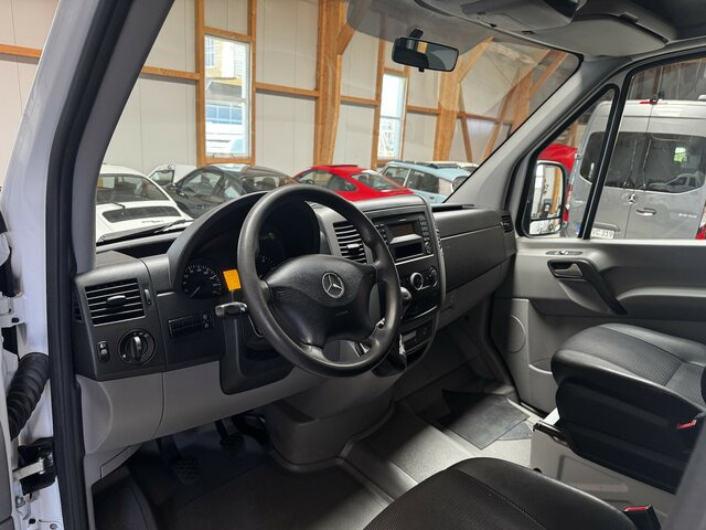 MERCEDES-BENZ Sprinter 316 CDI Doka 4x4 Allrad Plane - Curtain side van, Combi van: picture 5 MERCEDES-BENZ Sprinter 316 CDI Doka 4x4 Allrad Plane - Curtain side van, Combi van: picture 5