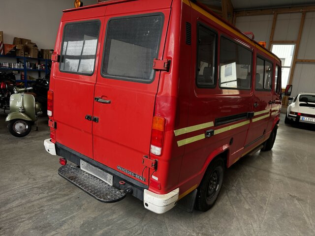MERCEDES-BENZ T1 310 D Bremer Kombi Feuerwehr1. Hand - Car: picture 4 MERCEDES-BENZ T1 310 D Bremer Kombi Feuerwehr1. Hand - Car: picture 4