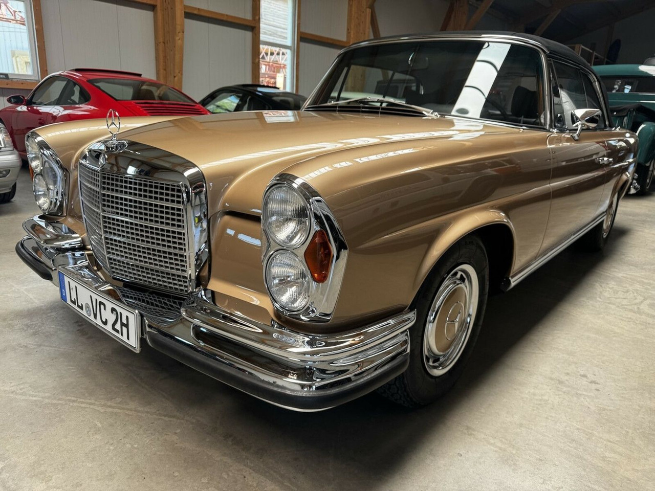 Mercedes-Benz 280 SE Cabrio W111 BRABUS-Classic Restauration - Car: picture 3 Mercedes-Benz 280 SE Cabrio W111 BRABUS-Classic Restauration - Car: picture 3