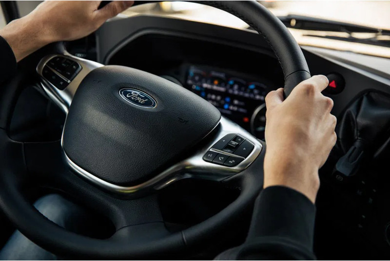 Leasing of Ford F-Max 500 | Leasing from €1420/month Ford F-Max 500 | Leasing from €1420/month: picture 14