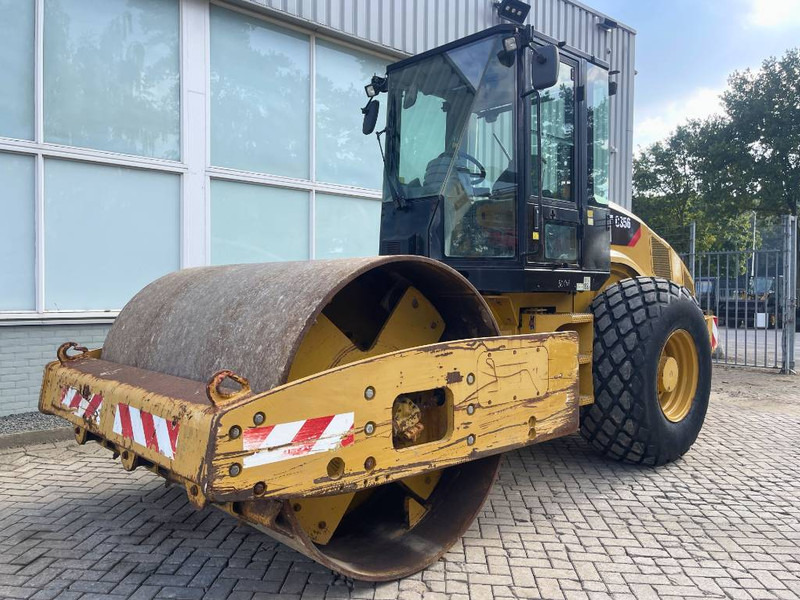 Cat CS 56 2010 - Roller: picture 1 Cat CS 56 2010 - Roller: picture 1
