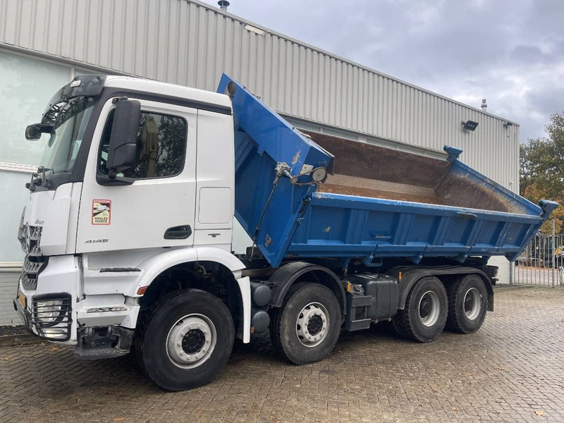 Mercedes-Benz Arocs 4145 8x4 2016 Euro 6 - Tipper: picture 2 Mercedes-Benz Arocs 4145 8x4 2016 Euro 6 - Tipper: picture 2